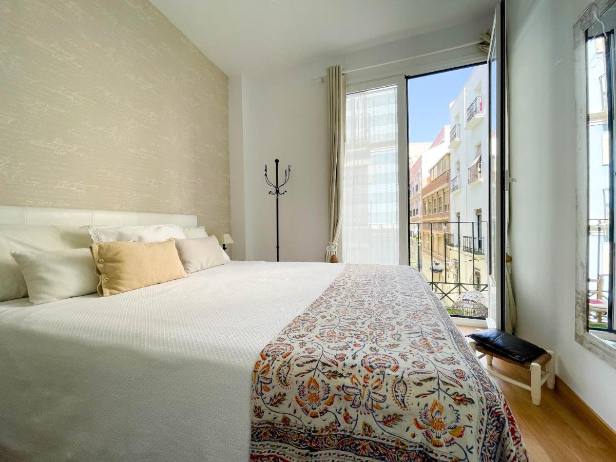 Apartamento Con Mucho Encanto En Pleno Centro Alicante Exterior foto
